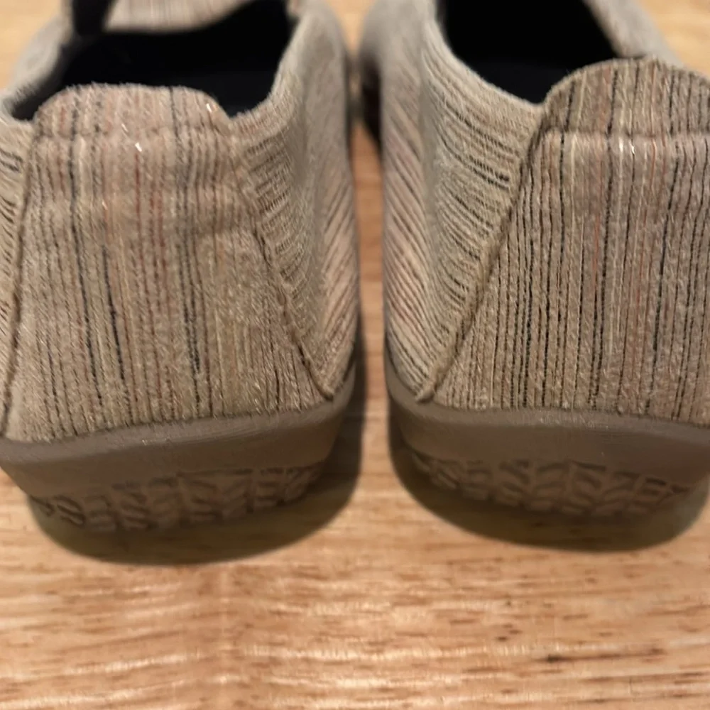 A’rcopedico Comfortable Beige Women Shoes Sz 38 = 7-7.5